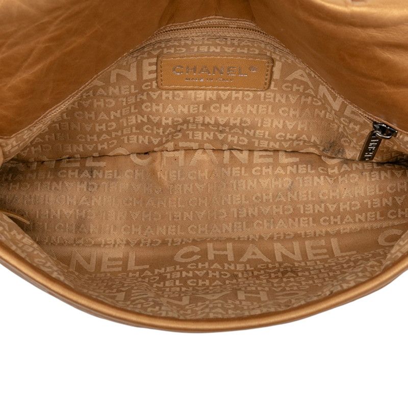 Chanel Matelasse Wild Stitch Vintage Crossbody Shoulder Bag Gold Leather Women