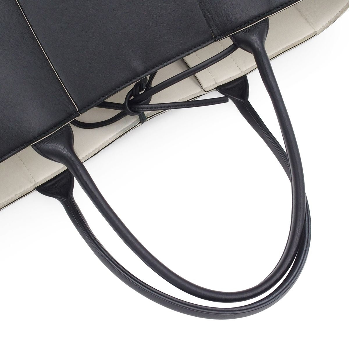Bottega Veneta the Arco Tote Medium Black White Leather Handbag — view 4