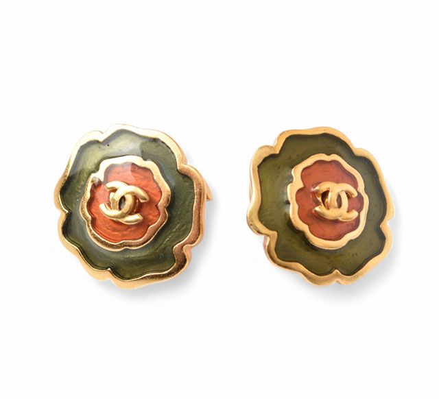 Chanel Earrings Vintage Chanel Flower Motif CC Mark Antique Gold