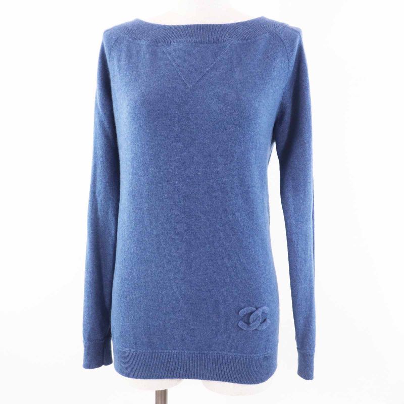 CHANEL P48050 100% Cashmere Long-sleeved Knit Pullover With Coco Motif At Hem