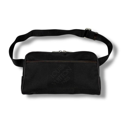 Louis Vuitton Damier-juan Acrobat Messenger Bag Crossbody Bag Noir Black