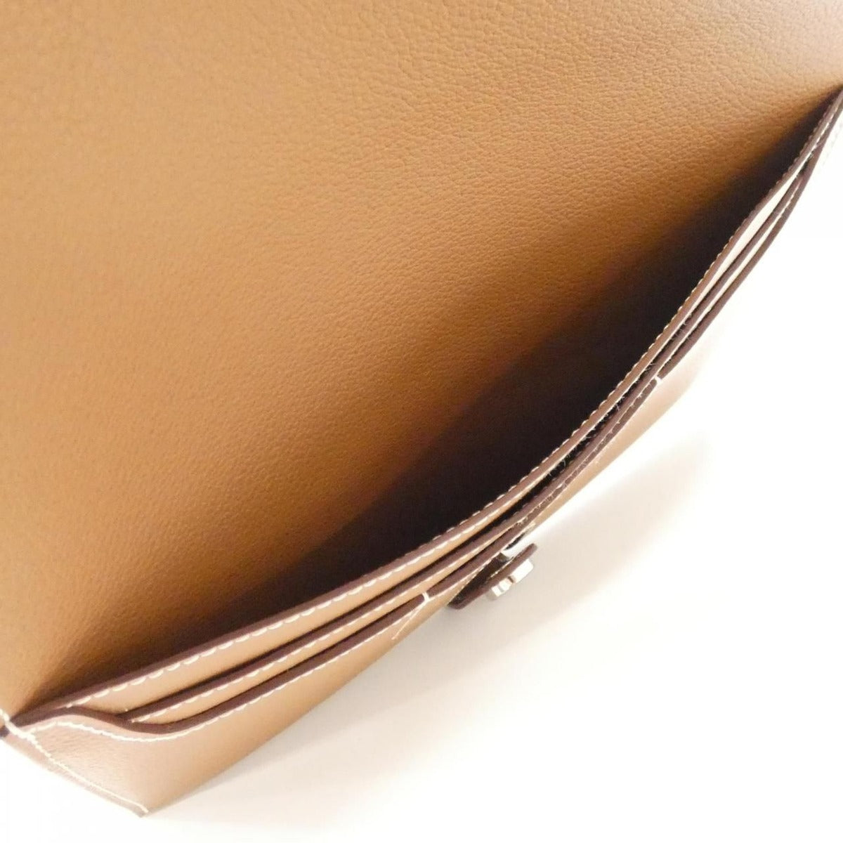 Hermes Toutenmain Billfold Gold — view 5