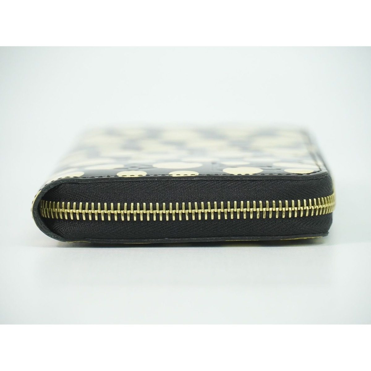 Louis Vuitton LV Zippy Wallet Monogram Vernis Dot Infinity Yayoi Kusama Black — view 4