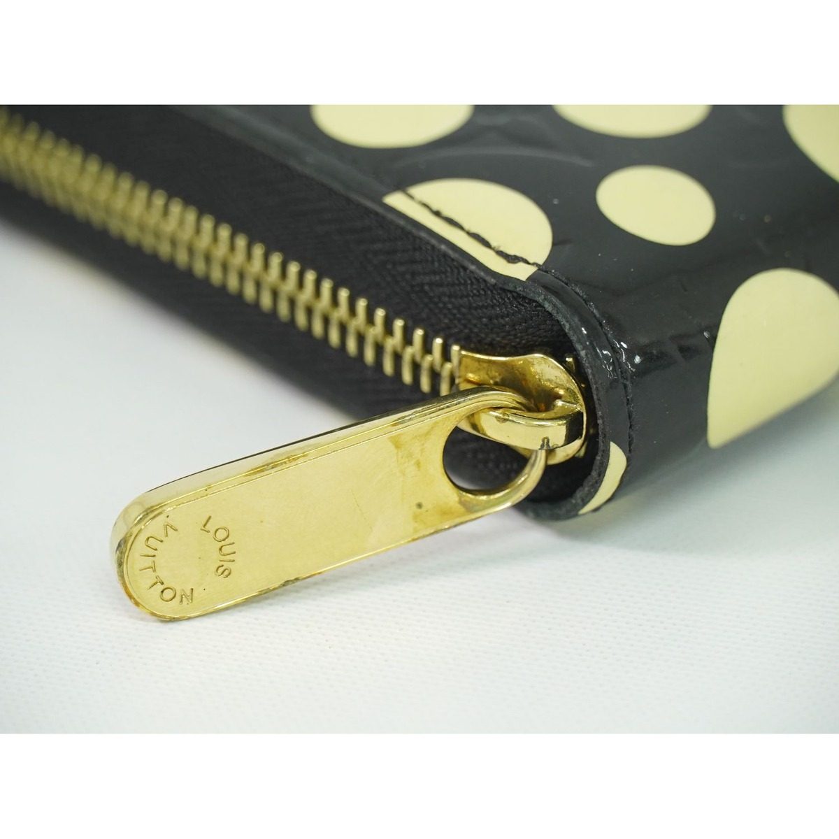 Louis Vuitton LV Zippy Wallet Monogram Vernis Dot Infinity Yayoi Kusama Black — view 6