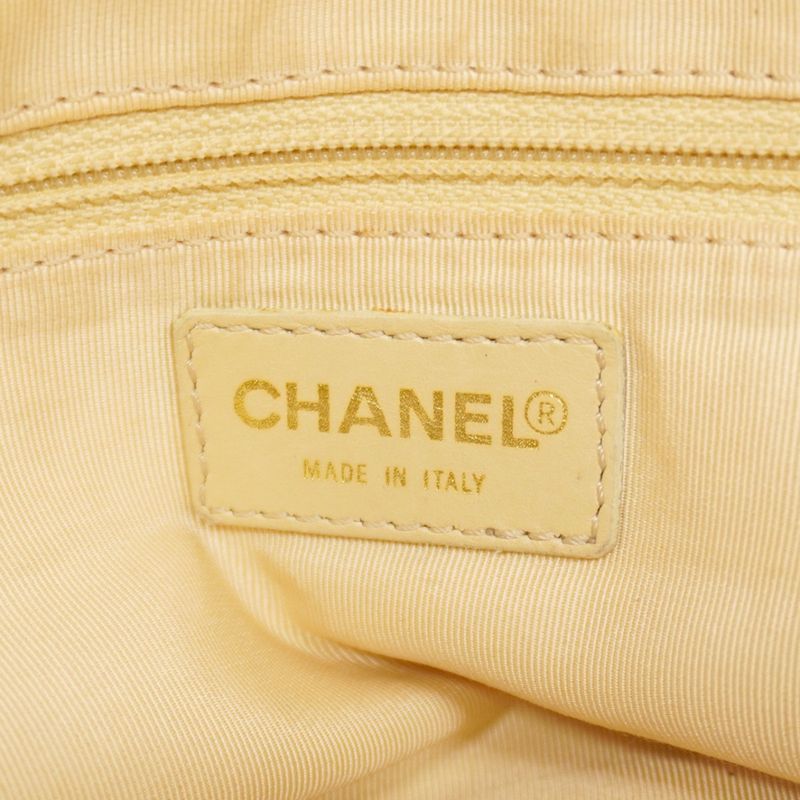 Chanel Shoulder Bag Matelasse Caviar Skin Beige Chien Pan Gold Hardware Women