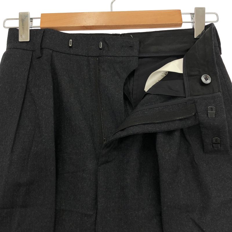 Celine - Wool 2-tuck Roll-up Pants - 34 - Black - Women