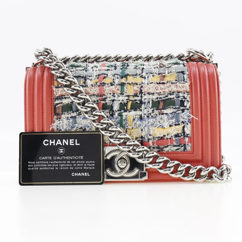 Chanel Boy Chanel Chain Shoulder Tweed And Calf Red Ladies Shoulder Bag