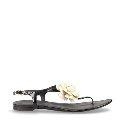Chanel Coco Mark Camellia Patent Leather Sandals Women's 35C Black And Ivory
