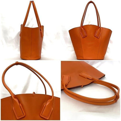 Bottega Veneta Tote Basket Large Tote F22750