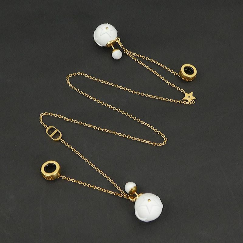Christian DIOR Airpods Pro Accessory Earrings Tribal Earrings D-vibe
