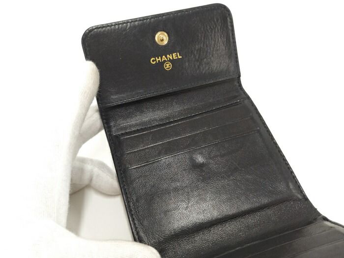 Chanel W Hook Wallet In Caviar Skin Leather Black