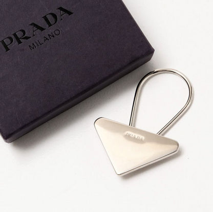 Prada Key Holder Triangle Plate Triangle Logo Charm Key Ring 20240807 Ra0730