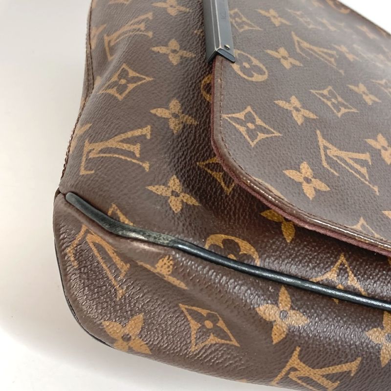 Louis Vuitton Shoulder Bag District PM District PM M40935 Monogram Macassar