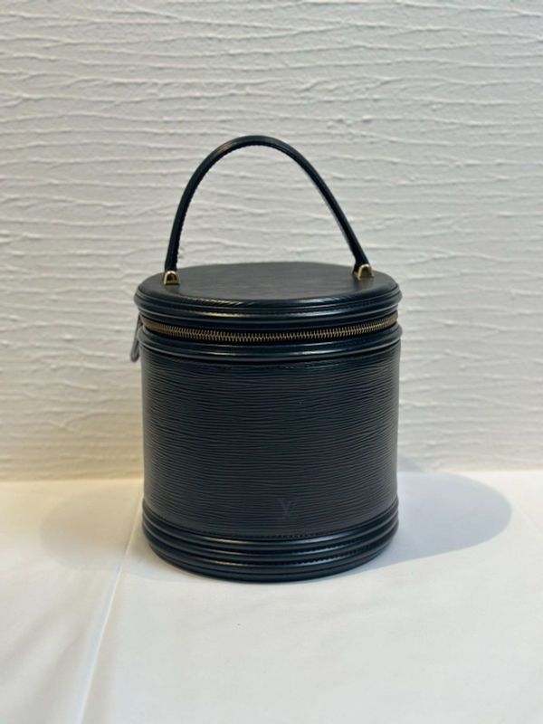 Louis Vuitton M48032 Epi Cannes Vanity Bag Black