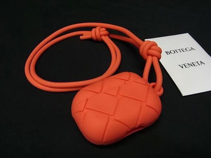 Bottega Veneta Intrecciato Rubber Airpods Case Airpods Case Red Fi1116