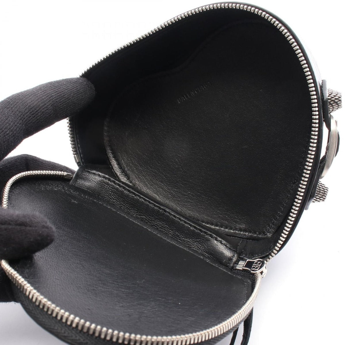 Balenciaga Pouch le Cagole Black Leather — view 3