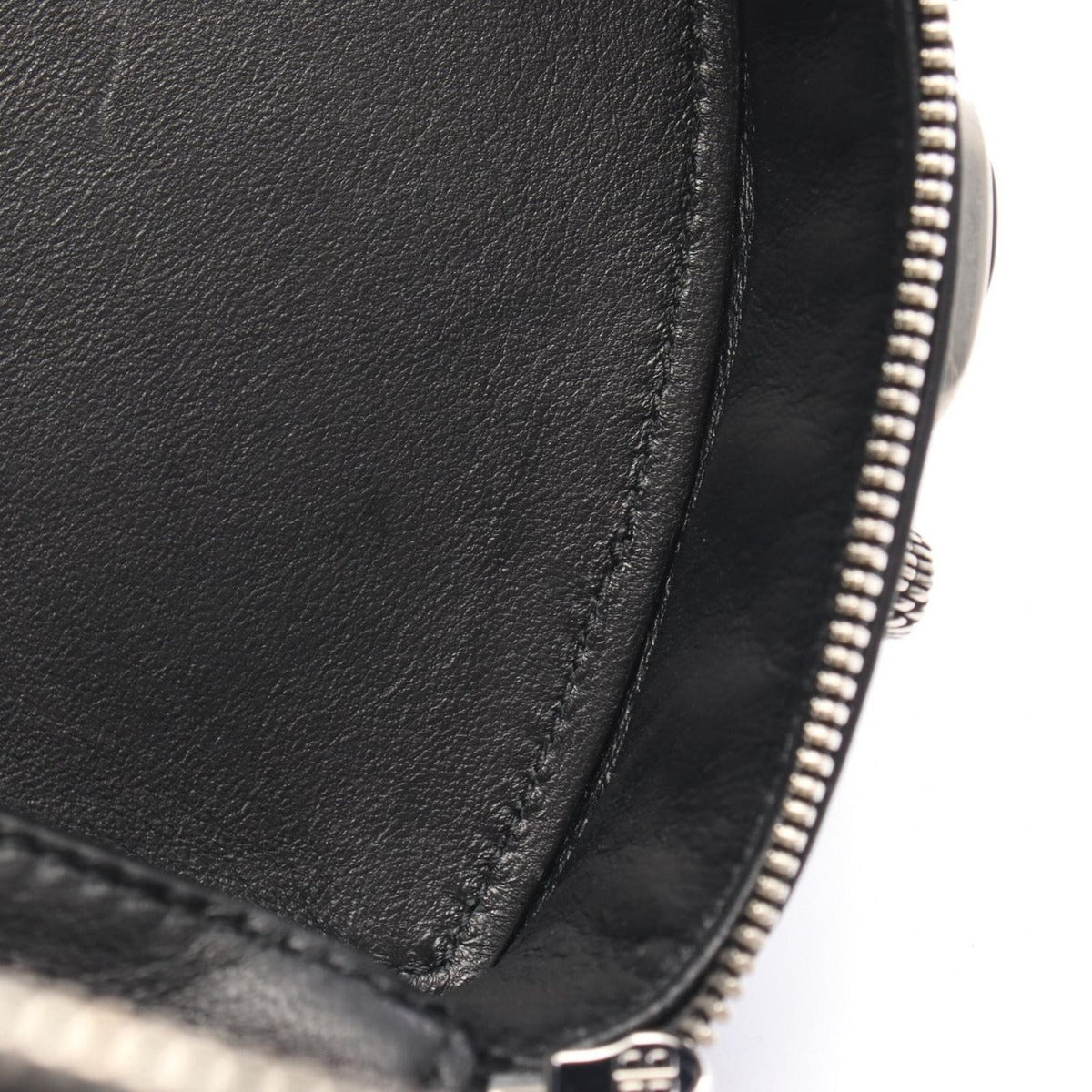 Balenciaga Pouch le Cagole Black Leather — view 5