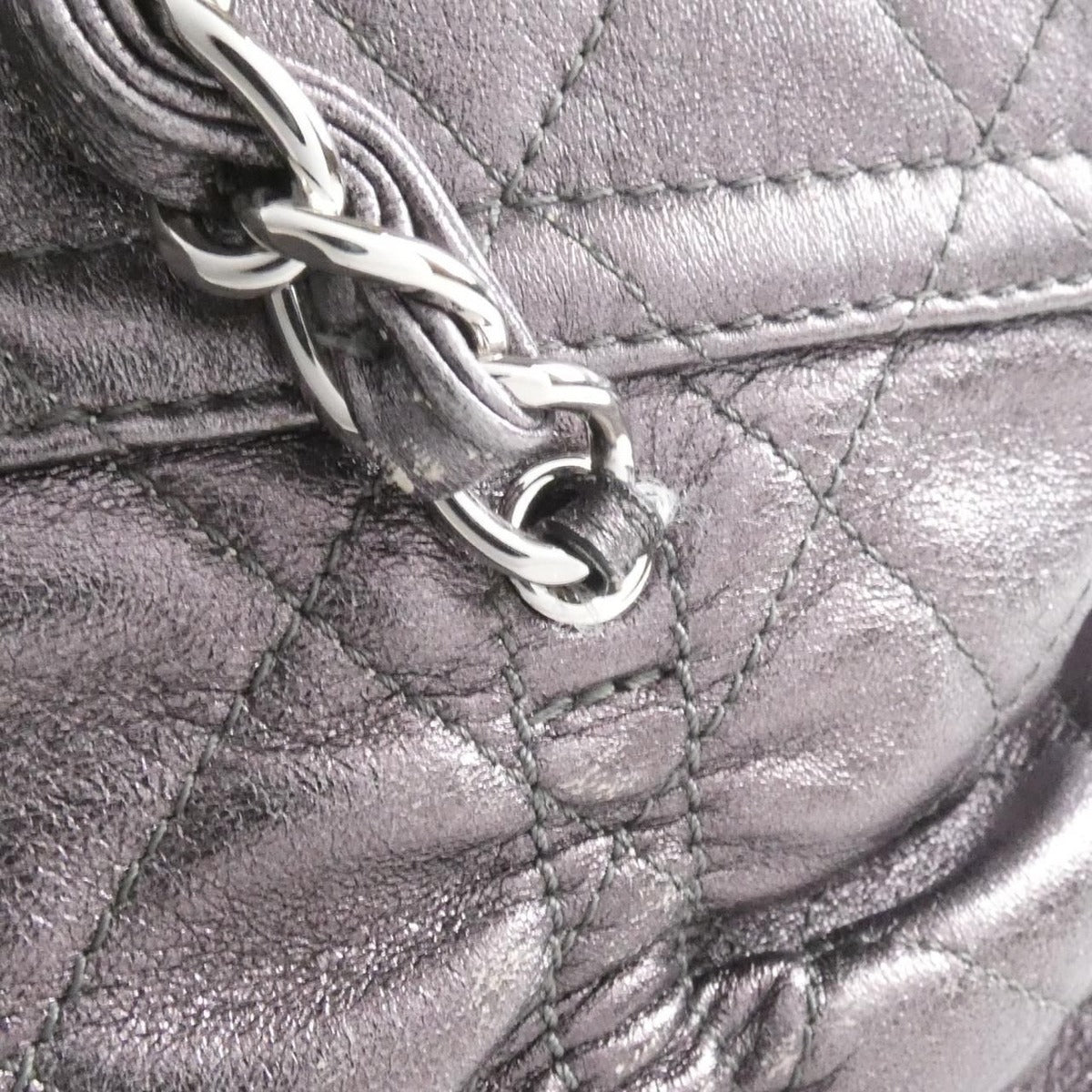 Chanel Shoulder Bag Silver — view 4