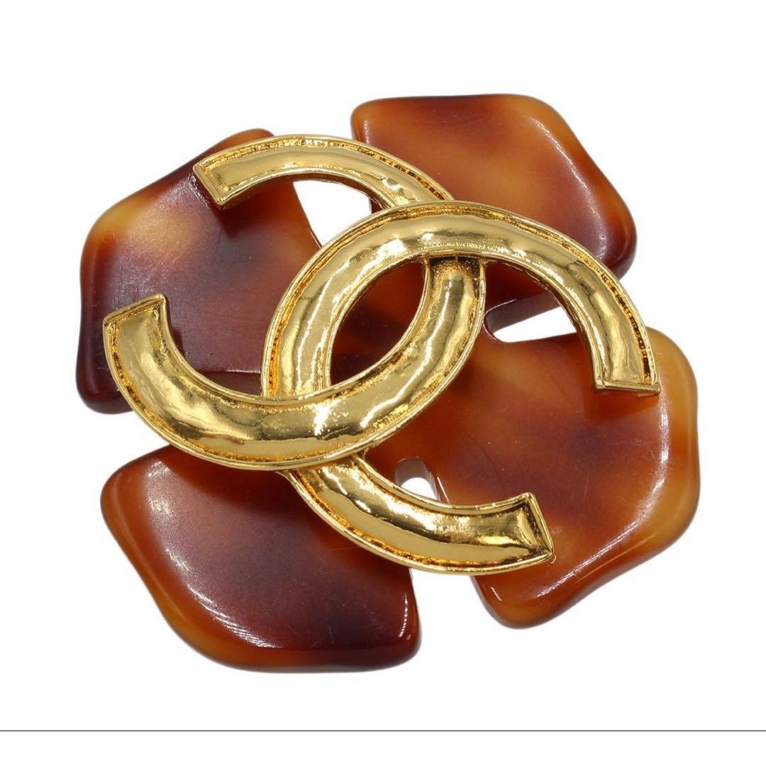 Chanel CC Logo Tortoiseshell Cross Motif Brooch — view 3