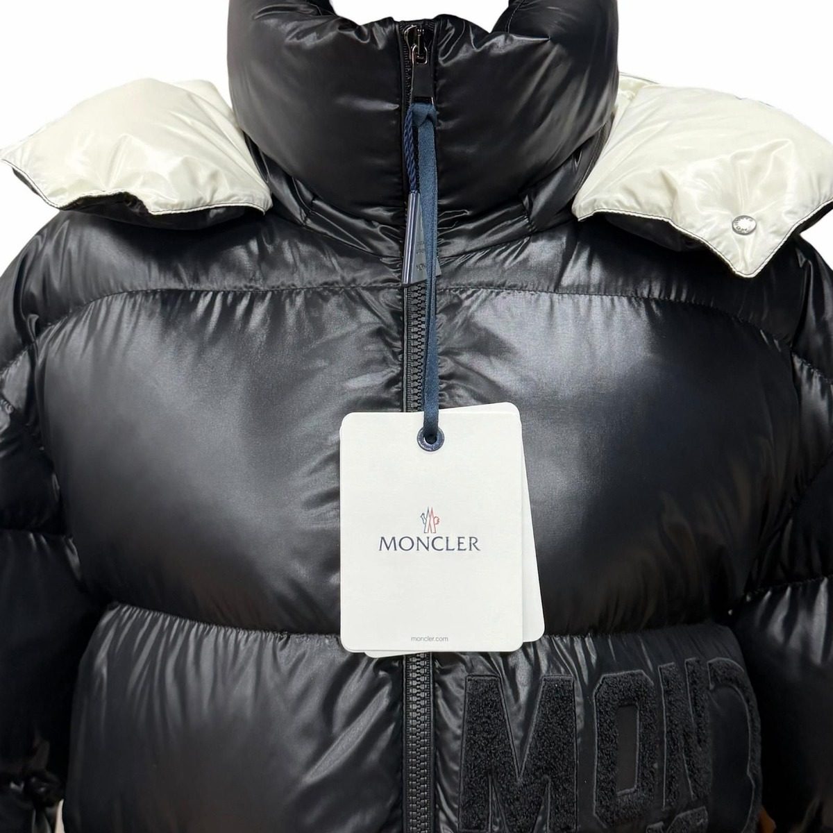 Moncler Abbaye Front Logo Hooded Zip Up Jacket Black 3 — view 4