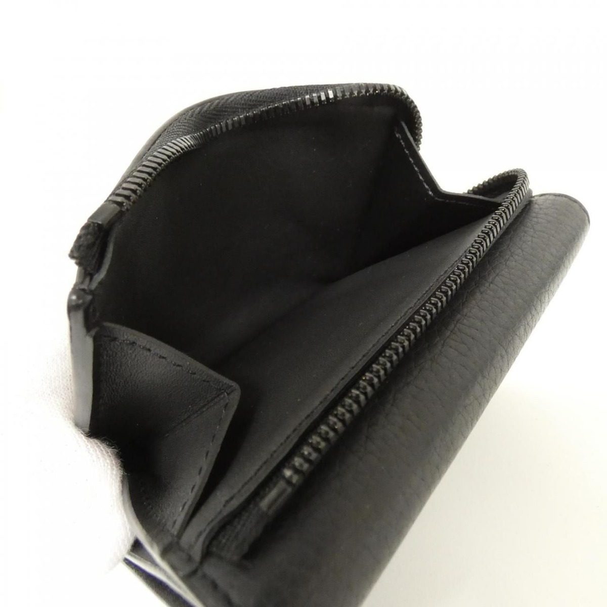 Louis Vuitton LV Aerolog Portefeuille Pilot Wallet — view 6