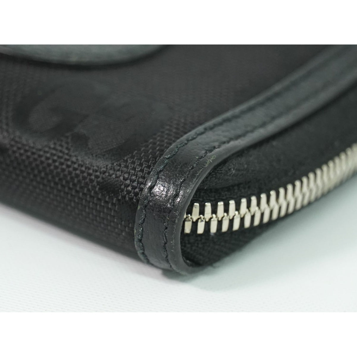 Gucci Off the Grid L-shaped Fastener Coin Purse Card Case — view 7