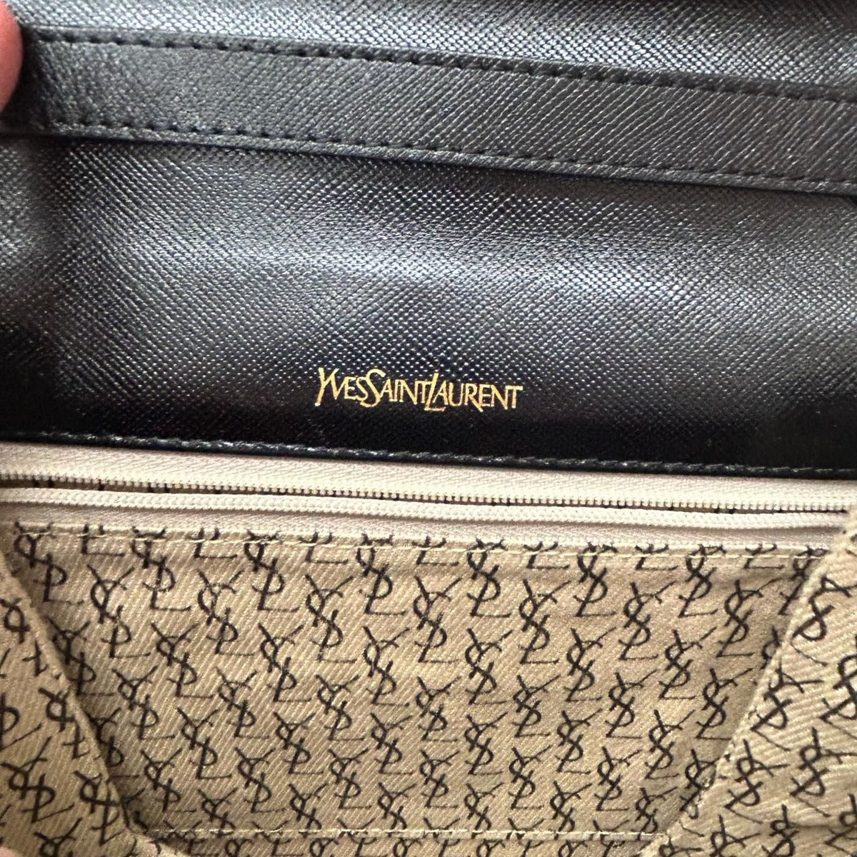 Yves Saint Laurent Shoulder Bag Black — view 7