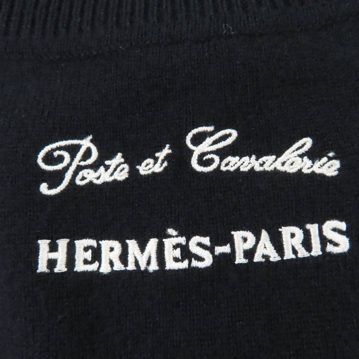 Hermes Poste Et Cavalerie Saber Decorative Bag Cashmere Long Sleeve Knit Dress — view 5