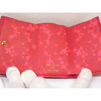 Louis Vuitton Ub5200 Portefeuille Lock Mini Trifold Compact Wallet Pink — view 3