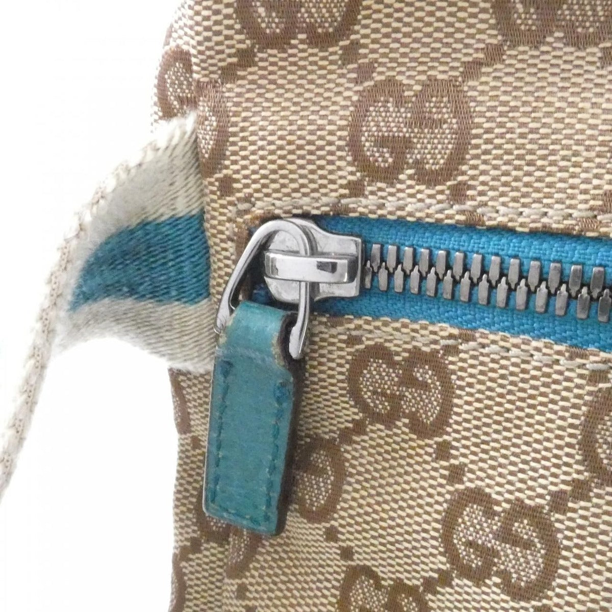 Gucci 28566 Waist GG Canvas Bag — view 5