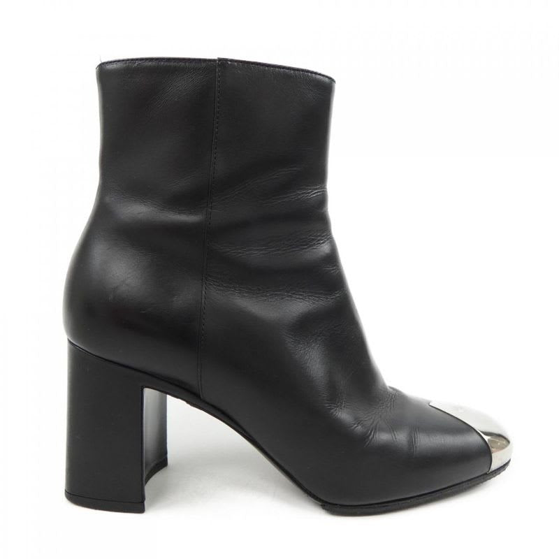 Louis Vuittone Line Size 37 Black Boots