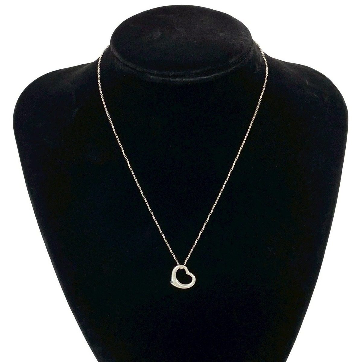 Tiffany & Co Open Heart Necklace Pendant Choker Silver — view 2