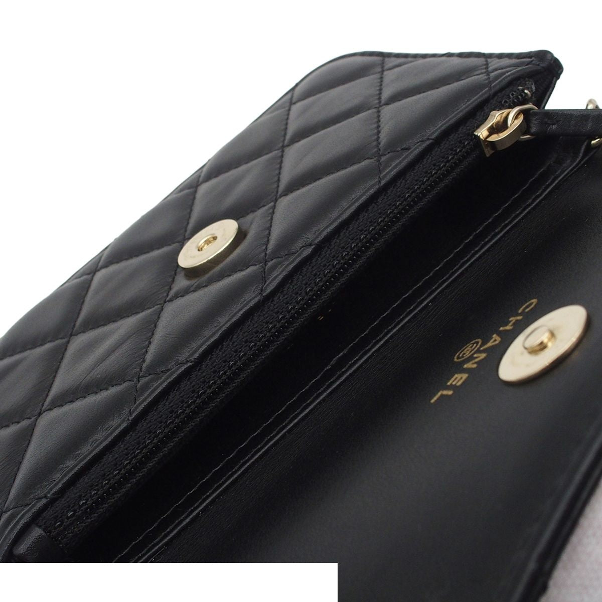 Chanel Pearl Chain Shoulder Bag Wallet Quilted CC Logo Black Lambskin Costume — view 5