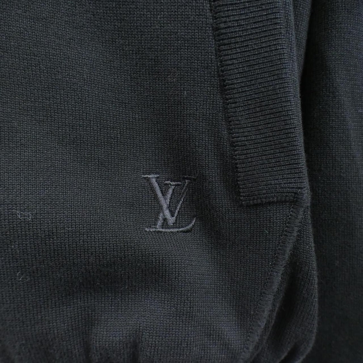 Louis Vuitton Monogram Reversible Light Bomber Jacket Black — view 9