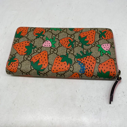 Gucci Wallet Round GG Supreme Strawberry — view 2