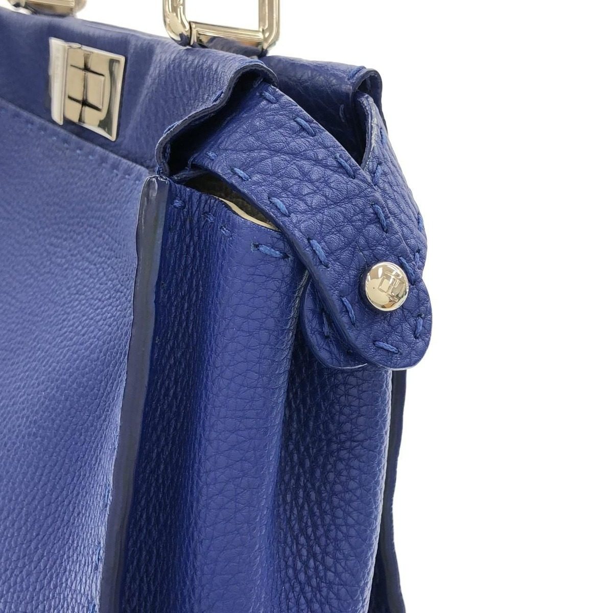Fendi Selleria Peekaboo Q0j Bag — view 3
