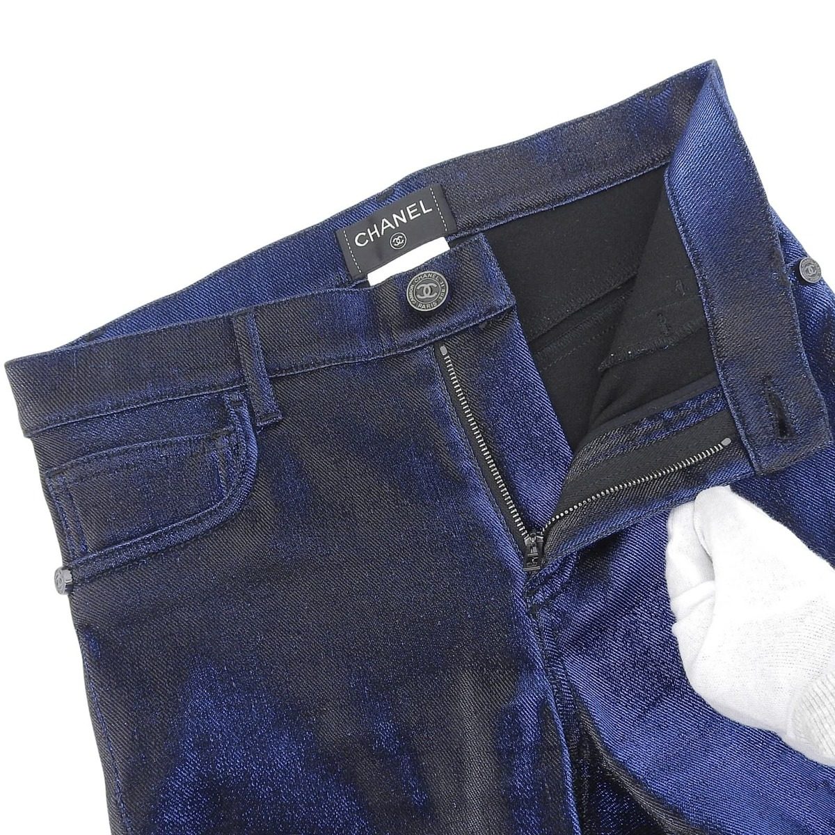 Chanel Cotton CC Logo Button Glossy Skinny Pants Blue Black 34 — view 3
