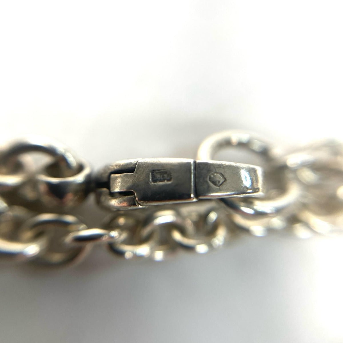Gucci Interlocking Pendant Necklace — view 8