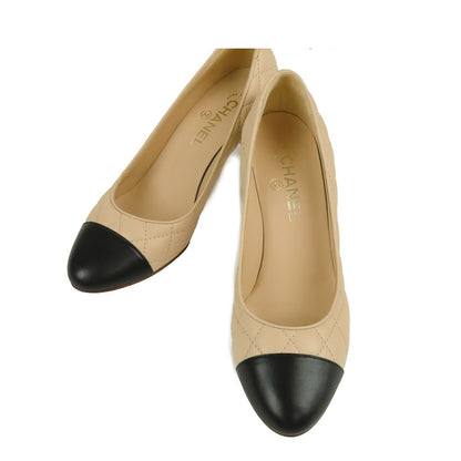 Chanel Quilted Pumps Beige Black Leather Almond Toe Highheels Heels