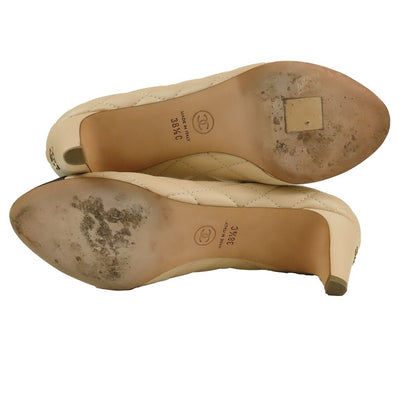 Chanel Quilted Pumps Beige Black Leather Almond Toe Highheels Heels — view 4