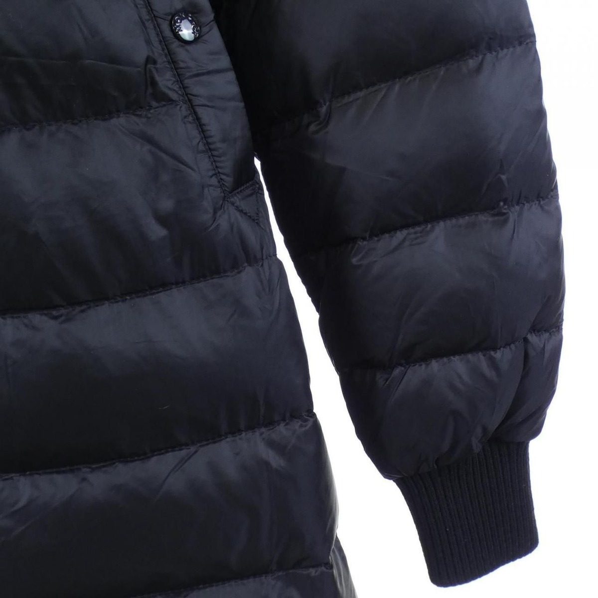 Moncler Chambly Down Coat — view 8