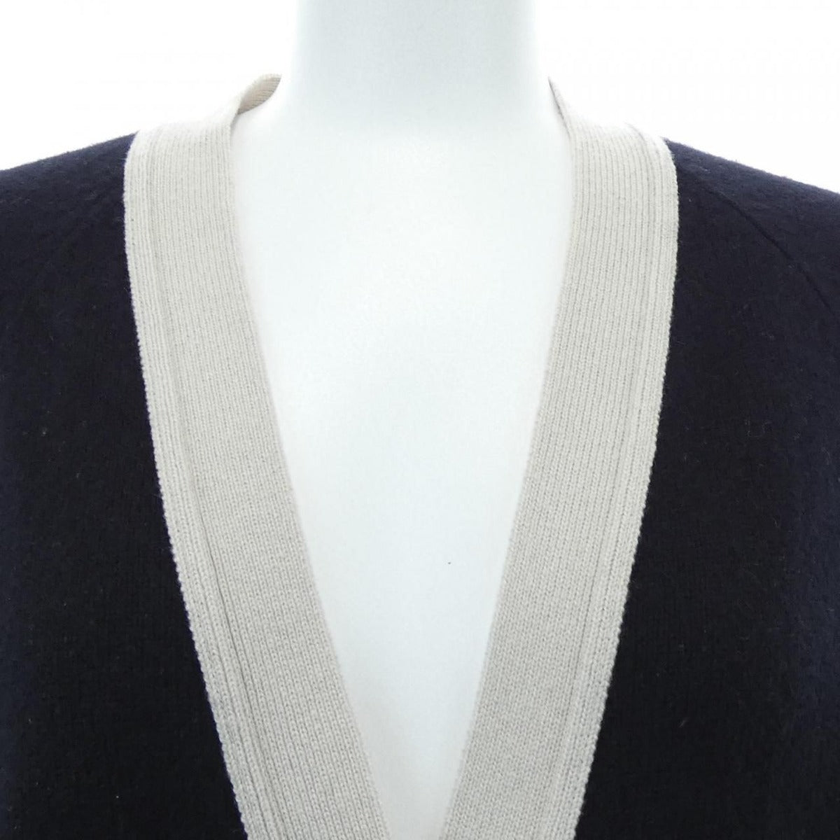 Chanel Cardigan Cashmere Black — view 5