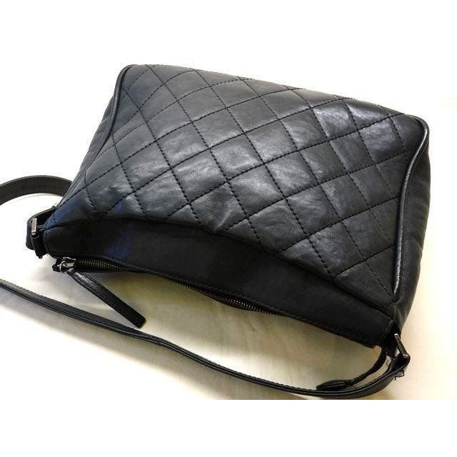 Chanel Bag Shoulder Black Leather 10 Wild Stitch Quilted — view 2