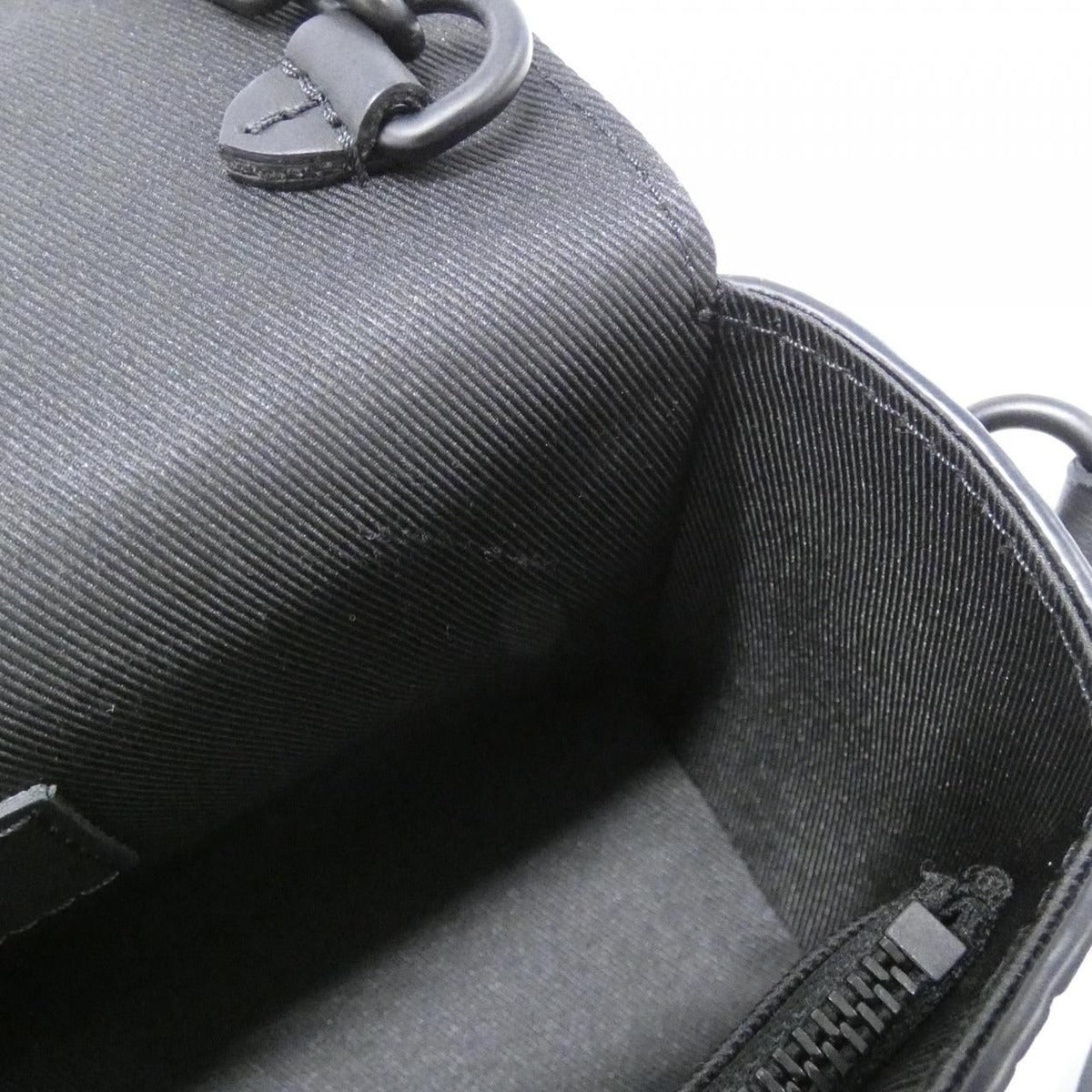 Louis Vuitton Taurillon Monogram Steamer Wearable Wallet Shoulder Bag — view 7