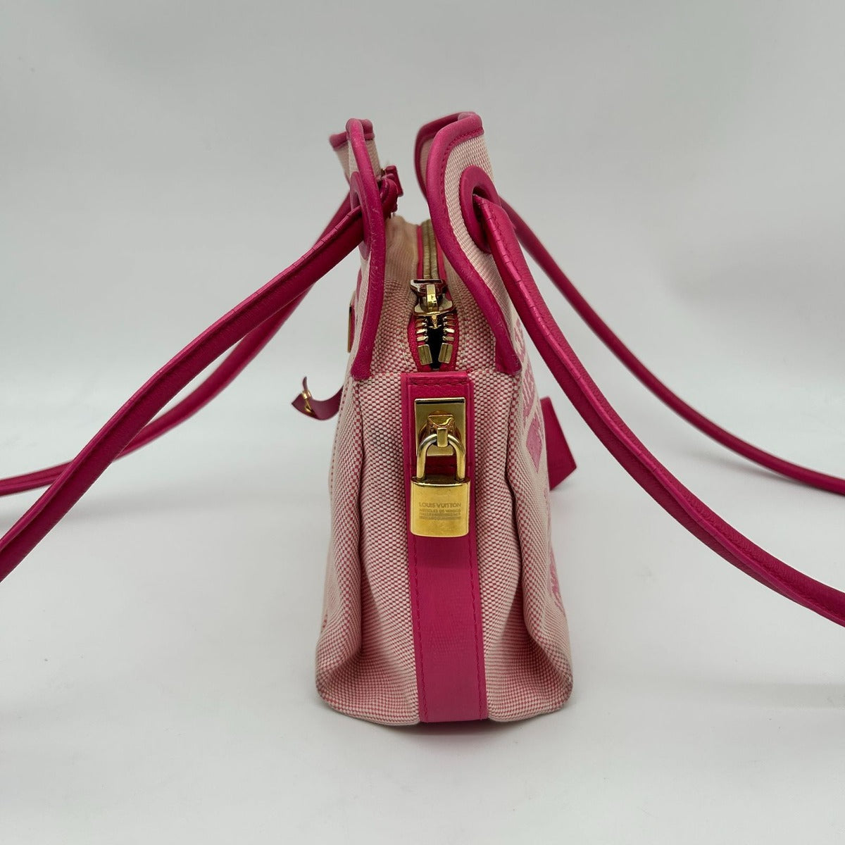 Louis Vuitton Shoulder Bag Rider Cruise Collection Limited Canvas Pink — view 3