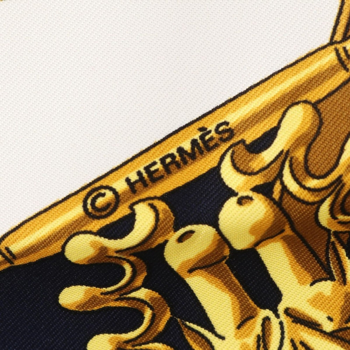 Hermes Scarf Carre 90 les Cavaliers D'Or Silk — view 2