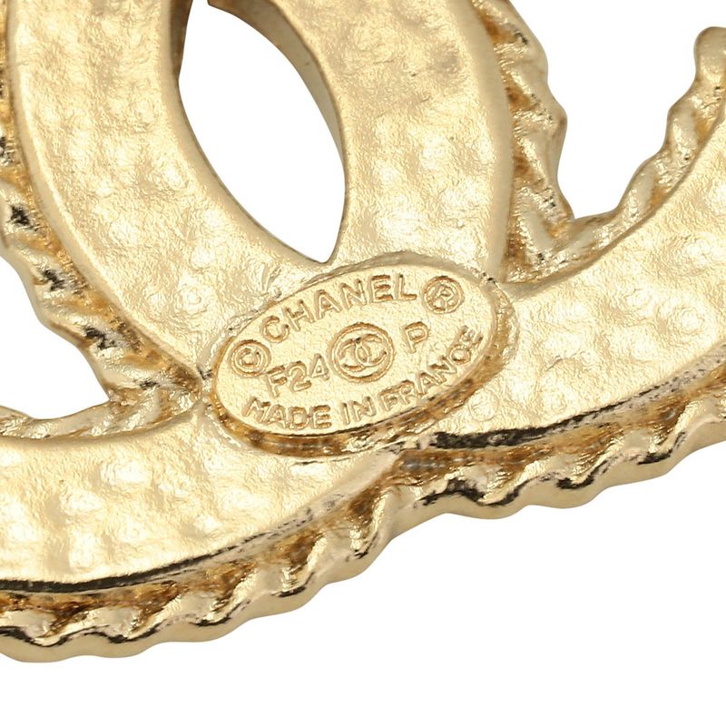 Chanel Earrings Stud Earrings Gold/pink