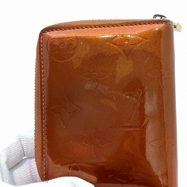 Louis Vuitton Monogram Vernis Blume M91152 Round Zipper Bifold Wallet Unisex