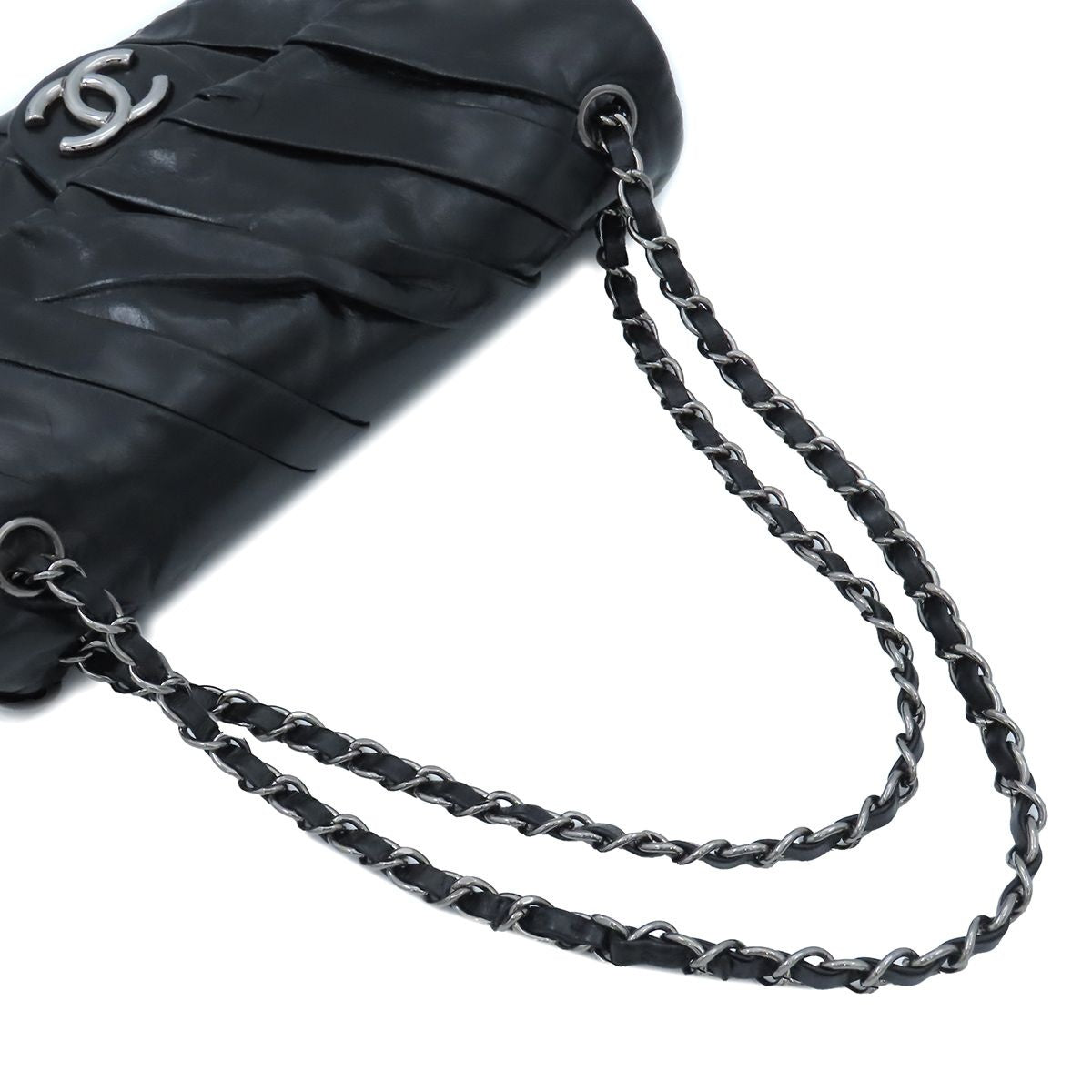 Chanel Shoulder Bag Black Gold Calfskin Twisted Gathered Chain Flap — view 4