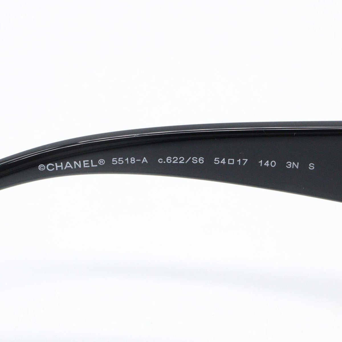 Chanel Sunglasses 622 S6 Black — view 4